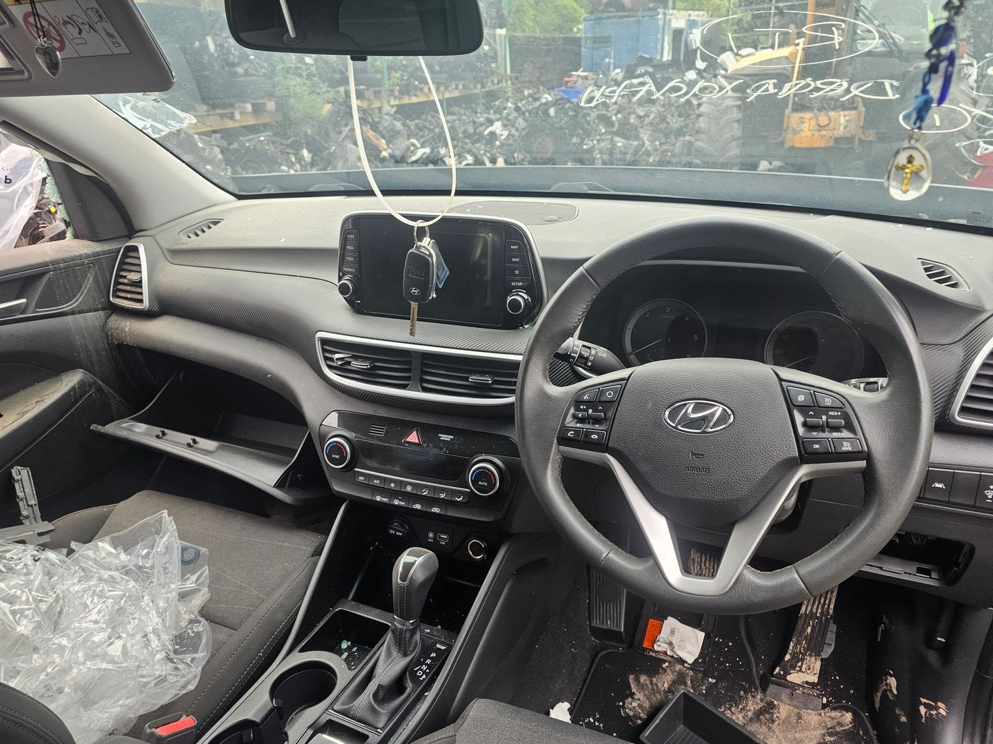 Breaking For Spares Car Add Hyundai Tucson