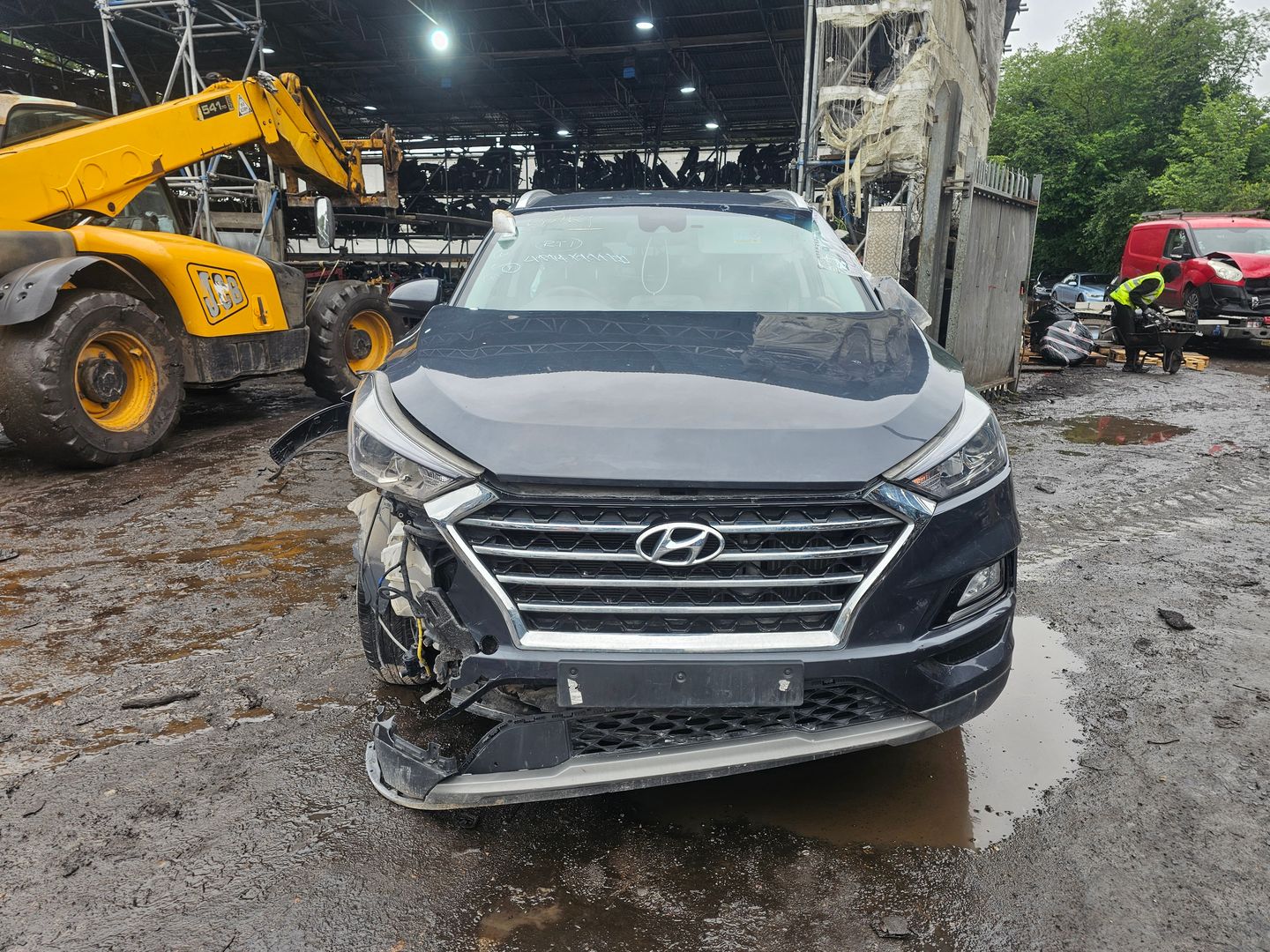 Breaking For Spares Car Add Hyundai Tucson