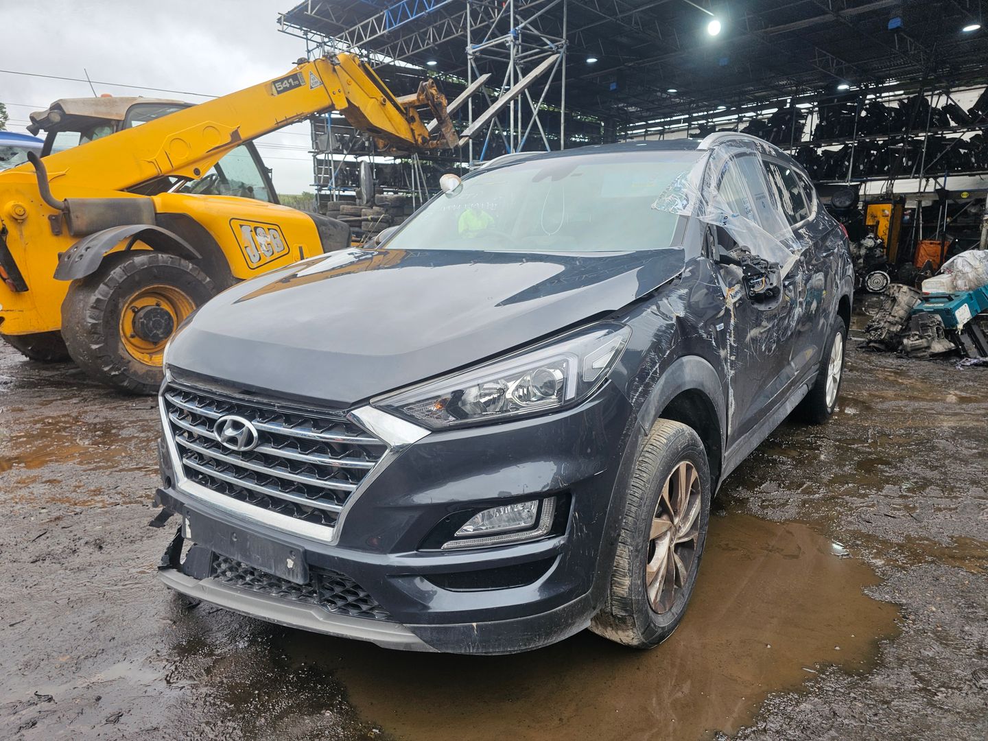 Breaking For Spares Car Add Hyundai Tucson
